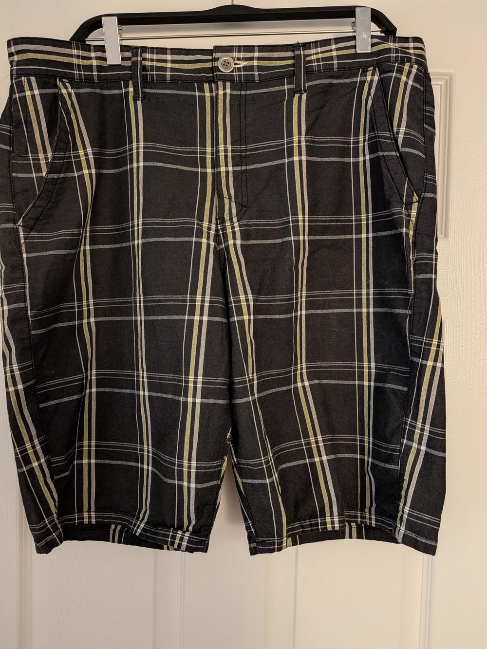 Tony Hawk Black/White/Yellow Plaid Cotton Shorts 36x12
